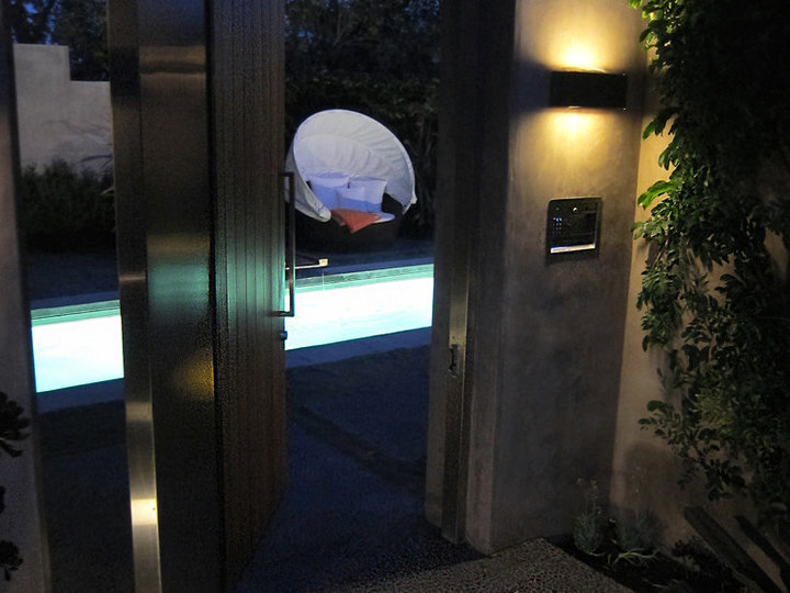 Concrete Pavers - Contemporary Landscape