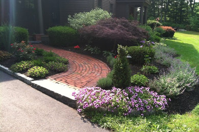 Photo of a traditional landscaping in Boston.
