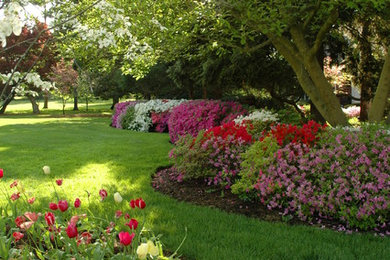 This is an example of a traditional garden in Louisville.