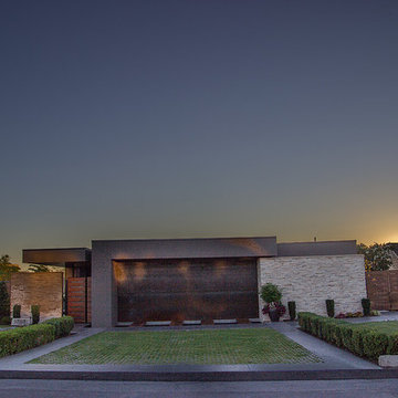 Shoreline Frontyard