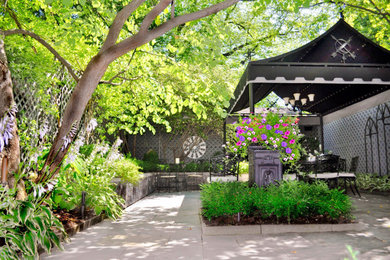 Inspiration for a victorian landscaping in Toronto.