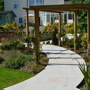 Smooth Natural Sandstone Paving - Curved Path