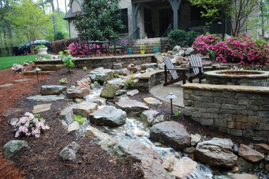 This is an example of a contemporary landscaping in Charlotte.