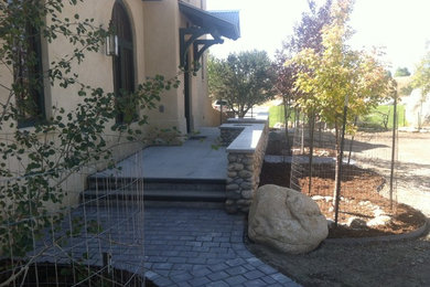 Design ideas for a traditional landscaping in Denver.