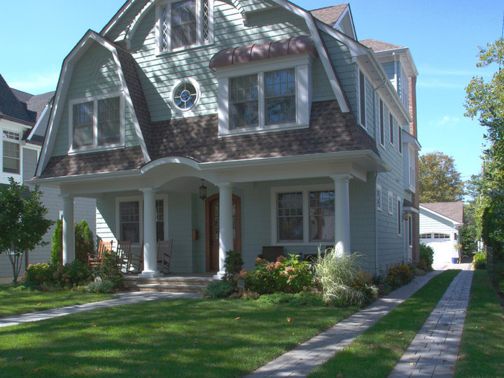 Driveway - Traditional Landscape
