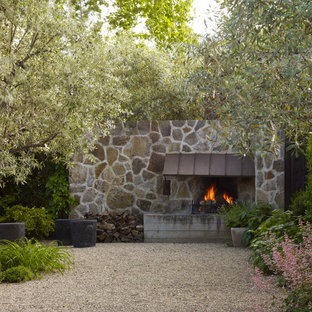 Klassische Gartenkamin in San Francisco