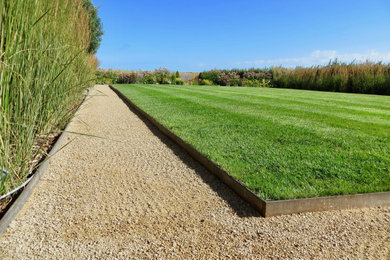 Steel edging for paths and lawns by Steelscapes