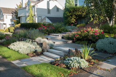 Design ideas for a contemporary front yard landscaping in Vancouver.