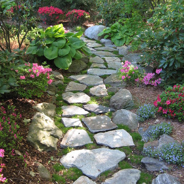 Stepping stone walkway Garden path