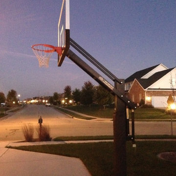 Steve R's Pro Dunk Platinum Basketball System on a 42x46 in Morton, IL
