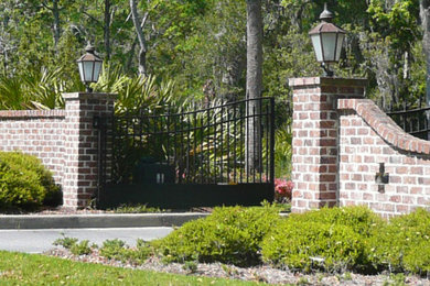 Design ideas for a landscaping in Jacksonville.