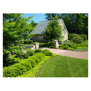 Stone Column Entry Gate - Traditional - Landscape - Chicago - by James ...