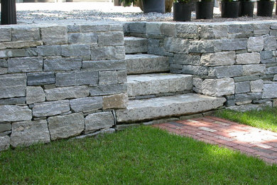 Photo of a traditional landscaping in New York.