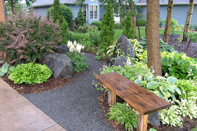 This is an example of a traditional landscaping in Minneapolis.