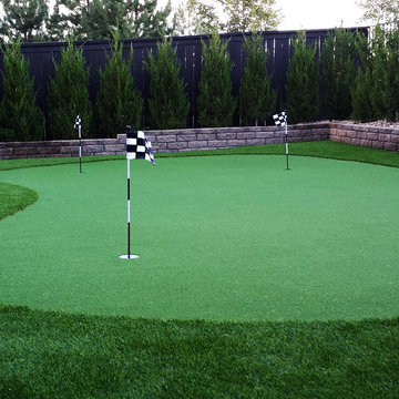 Synthetic Grass Putting Green in Denver