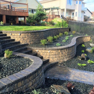 Terraced Yard with Steps