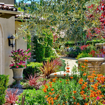 75 Most Popular 75 Beautiful Mediterranean Garden Ideas & Designs ...