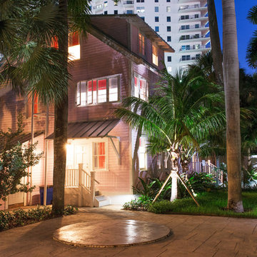 The Historic Miami River Inn
