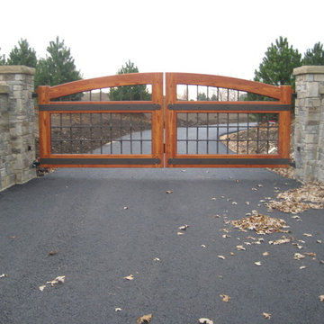 Theisen Gate