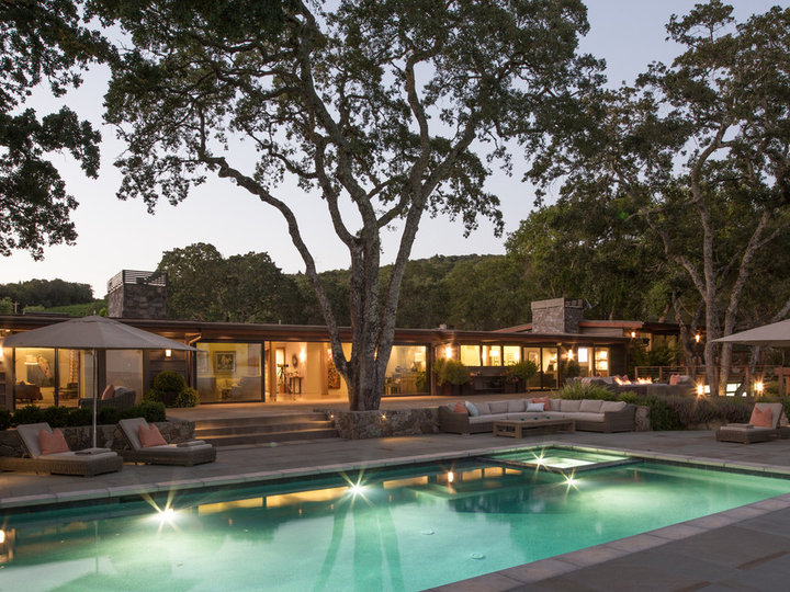 Natural Stone Pavers Backyard