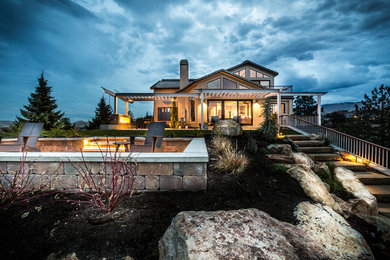 Design ideas for a contemporary garden in Boise.