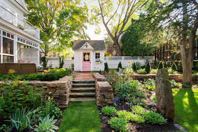 Inspiration for a traditional landscaping in Burlington.