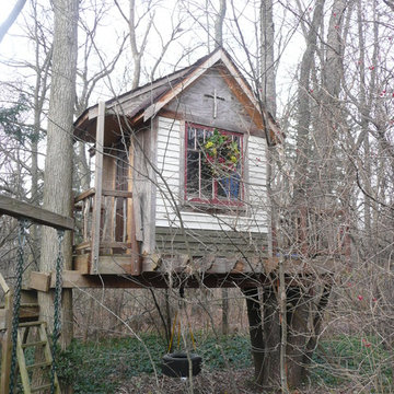 Tree House - S.E. Michigan