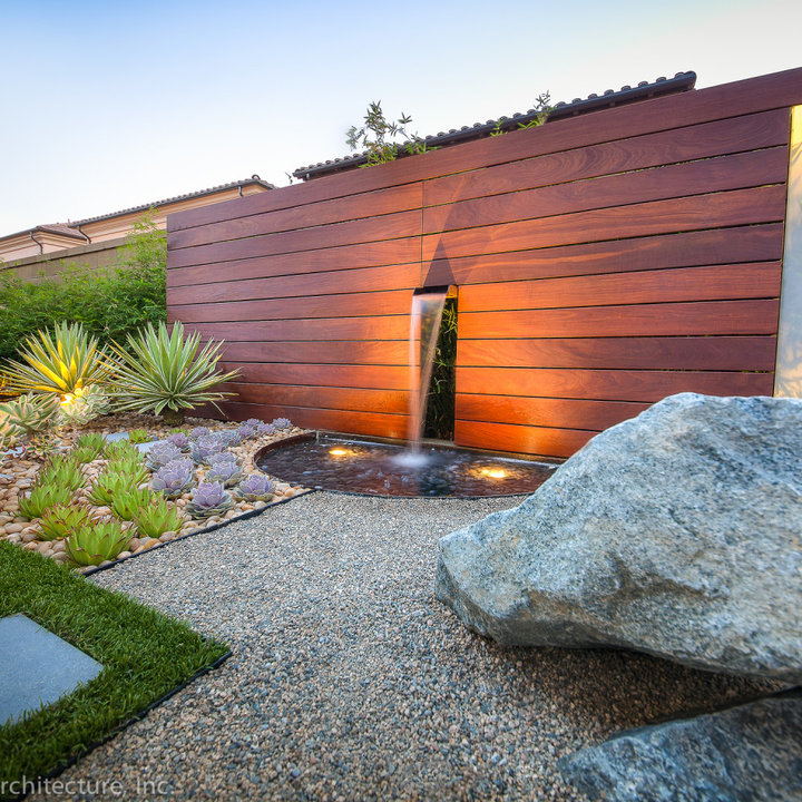 Modern Water Feature Photos & Ideas Houzz