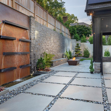 Very private backyard enclave
