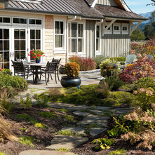 Farmhouse Landscape by Dan Nelson, Designs Northwest Architects