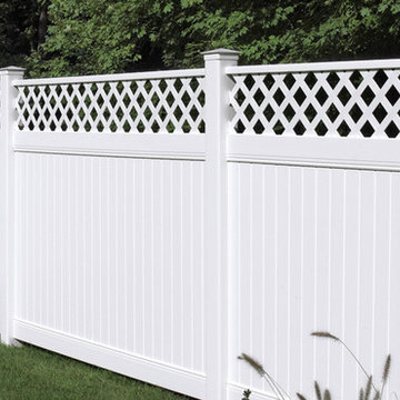 Vinyl Board Fence with Lattice Accent