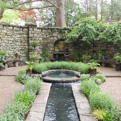 Design ideas for a traditional water fountain landscape in New York.