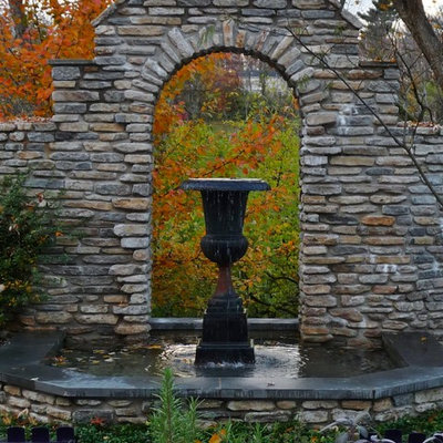 Design ideas for a traditional water fountain landscape in Cincinnati.