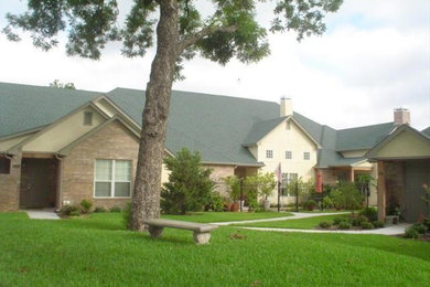 Waterwood French Country townhomes- Beautiful landscape and large pecan trees