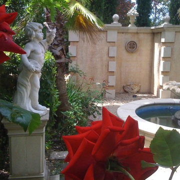 west garden, formal fountain and staues.