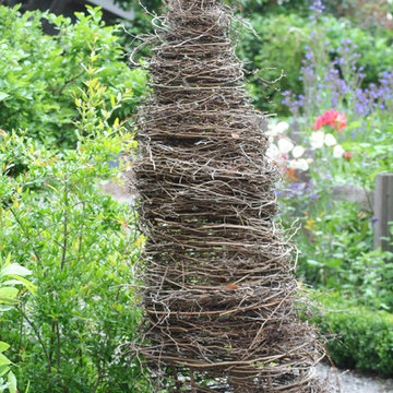 Willow Scupture