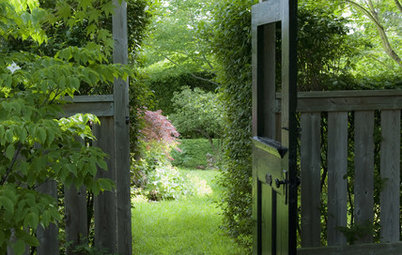 Frame a Garden View for Intrigue and Abundance