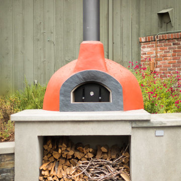 Wood-Fired Pizza Oven + Concrete Countertop