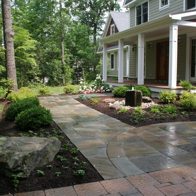 Design ideas for a traditional front yard stone garden path in DC Metro.
