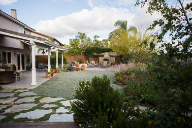 Photo of a transitional landscaping in San Diego.