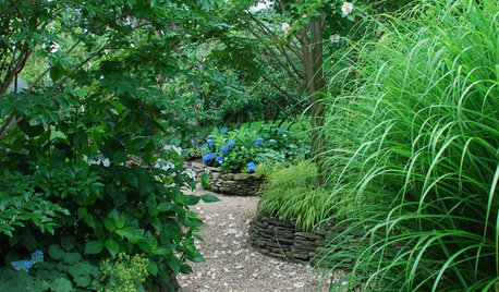 15 Ideas for a Stunning Garden Path