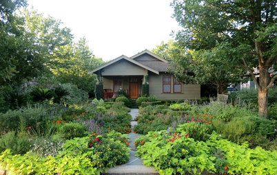 12 Surprising Features Found in Front Yards