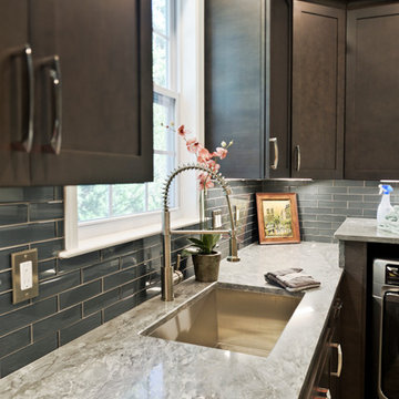 Beautiful Side Addition to Oak Hill Home