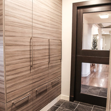 Boulder Mud & Laundry Room