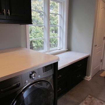 Butterfield Road Kitchen and Laundry Room