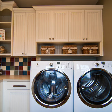 Classic Farmhouse laundry room