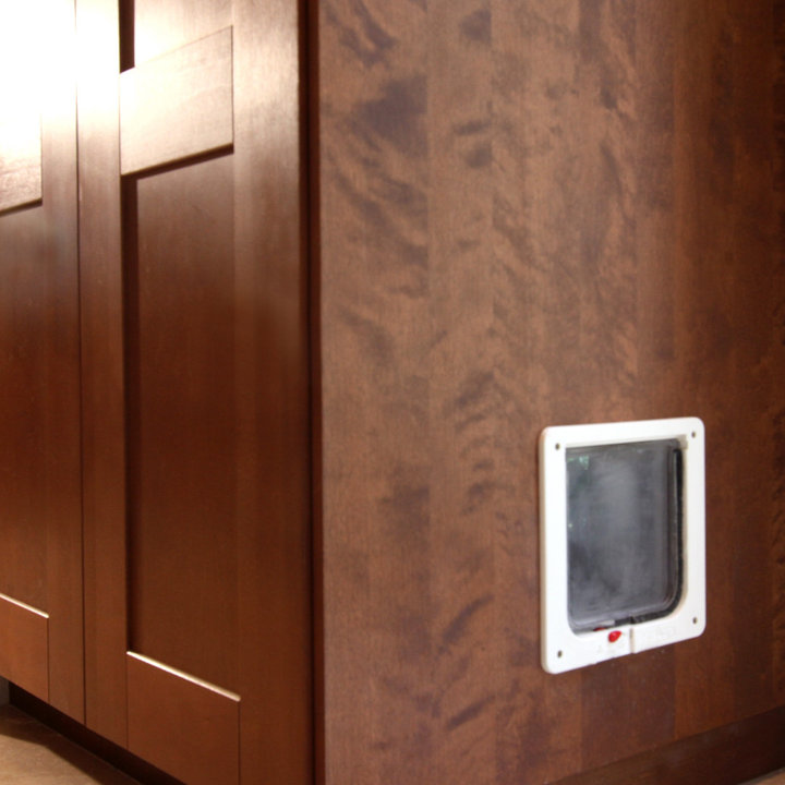 Hidden Litter Box Photos Ideas Houzz Clever Kitty Door To Hidden Litter Box Shelley Gardea Flea Market Sunday Img~bcb1fbd20fb54acf 5731 1 8438b74 W720 H720 B2 P0
