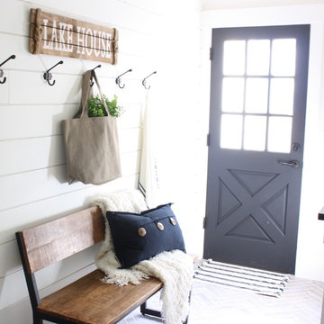 Coastal Farmhouse Mudroom