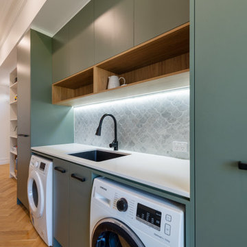Contemporary Kitchen, Laundry & WIR
