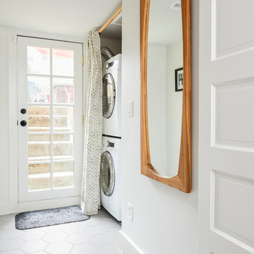 Craftsman Charm Meets Mid-Centruy Modern